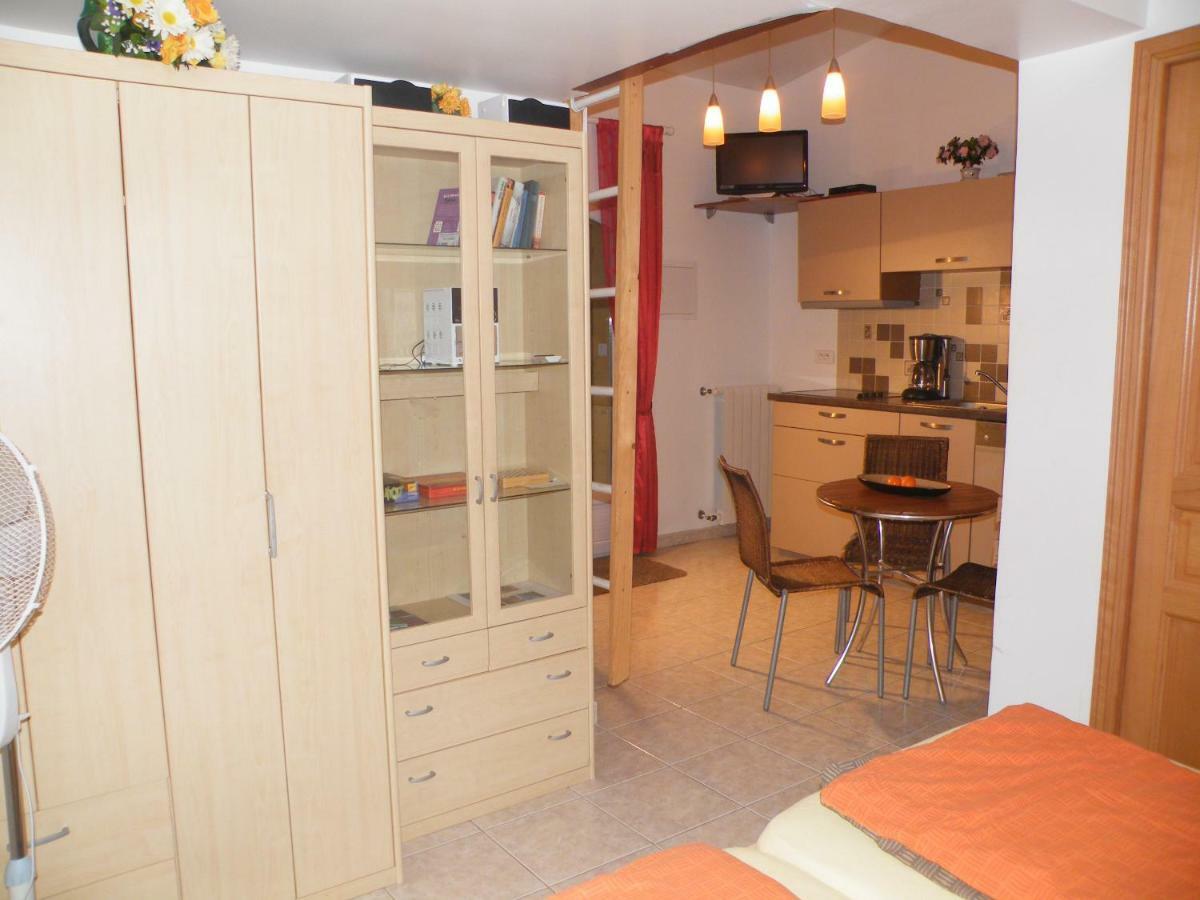 Villa Liamone Studio Fuer 3 Personen , 400 M Vom Strand, Pool, Klimaanlage Sagone  Zewnętrze zdjęcie